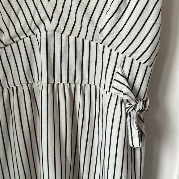 Jack by BB Dakota Pinstripe Dress - Picture 3 of 4